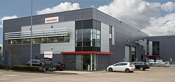 elumatec UK - Novas instalações 