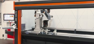 Succesvol proefproject met Bosch Rexroth AG: elumatec AG maakt slanke en snelle wegen naar geautomatiseerde productie mogelijk