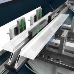 Centros de mecanizado de barras SBZ 122/71 Fijación doble elumatec