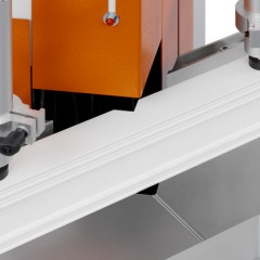 Perfiles de aluminio KS 101/30 Tronzadora de corte en "V" 101/30 elumatec